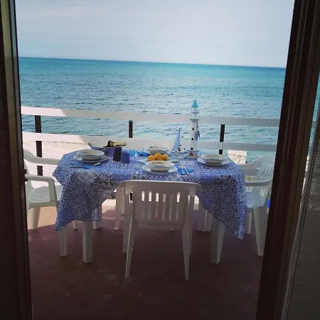 Casa vacanze La Luna Sul Mare - Casavacanze Sulla Spiaggia Di *