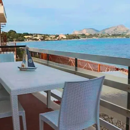 Casa vacanze La Luna Sul Mare - Casavacanze Sulla Spiaggia Di