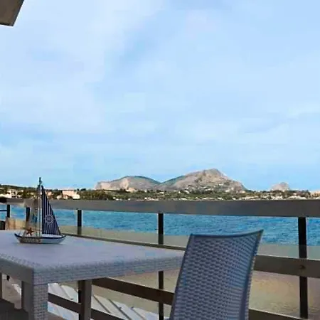 Casa vacanze La Luna Sul Mare - Casavacanze Sulla Spiaggia Di *